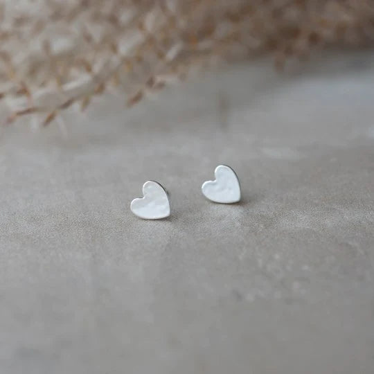 Amado Studs