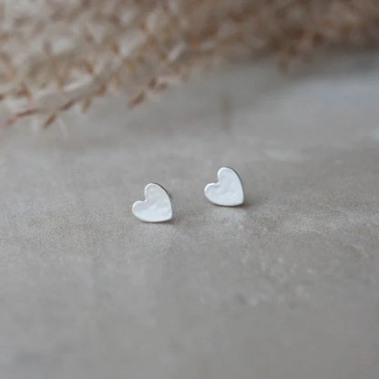 Amado Studs