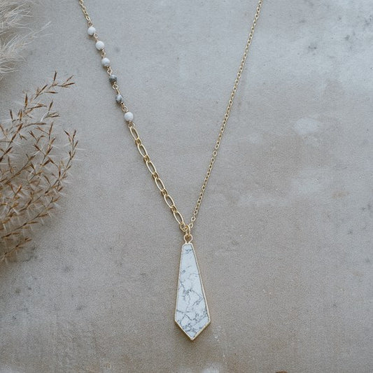 Avalon Necklace - Howlite