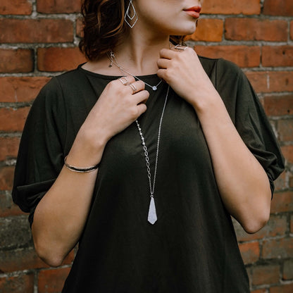 Avalon Necklace - Howlite