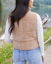 Load image into Gallery viewer, Camel Puffer Vest
