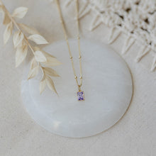 Load image into Gallery viewer, Glim Necklace
