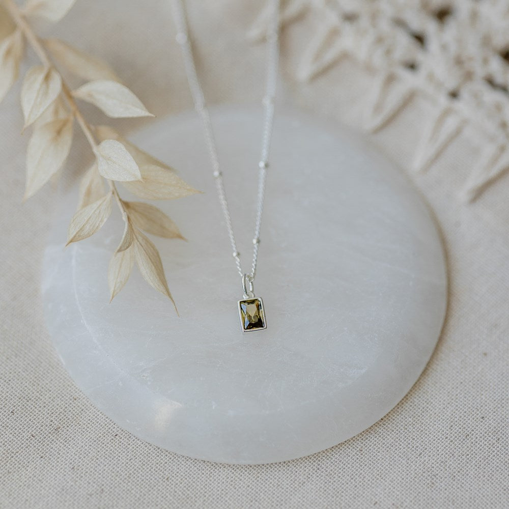 Glim Necklace