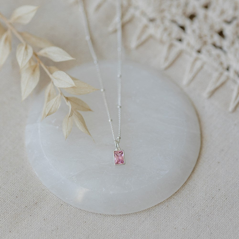 Glim Necklace
