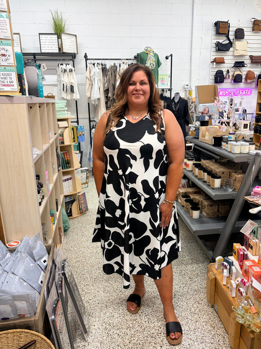 Black & White Floral Dreams Dress