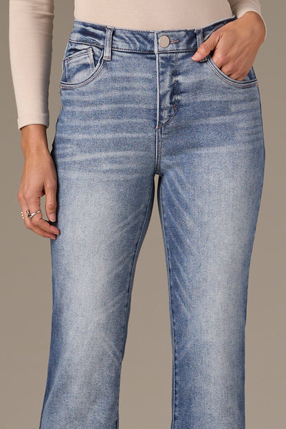 Bennett HiRise Barely Boot