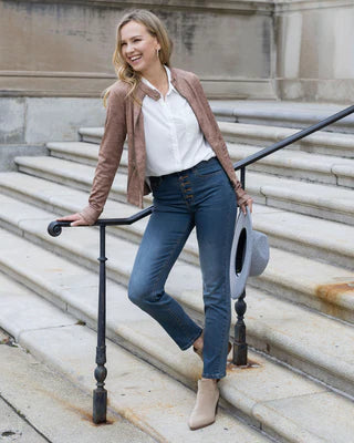 stretch-fit button up top