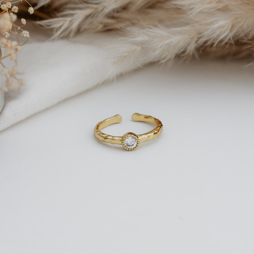 Versatile Vintage Ring