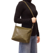 Load image into Gallery viewer, Brook 2 in 1 Reversible Tote
