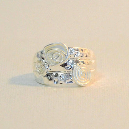 La-a SOLE - Wire Abstract Accented Stretch Ring | Silver