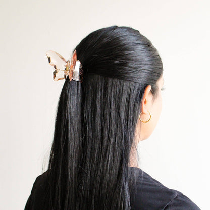 La-a SOLE - Butterfly Claw Clip | Auburn