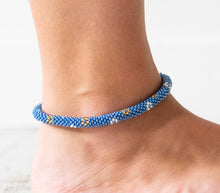 Load image into Gallery viewer, Aid Through Trade - *NEW* Roll-On® Anklet - Flower Power
