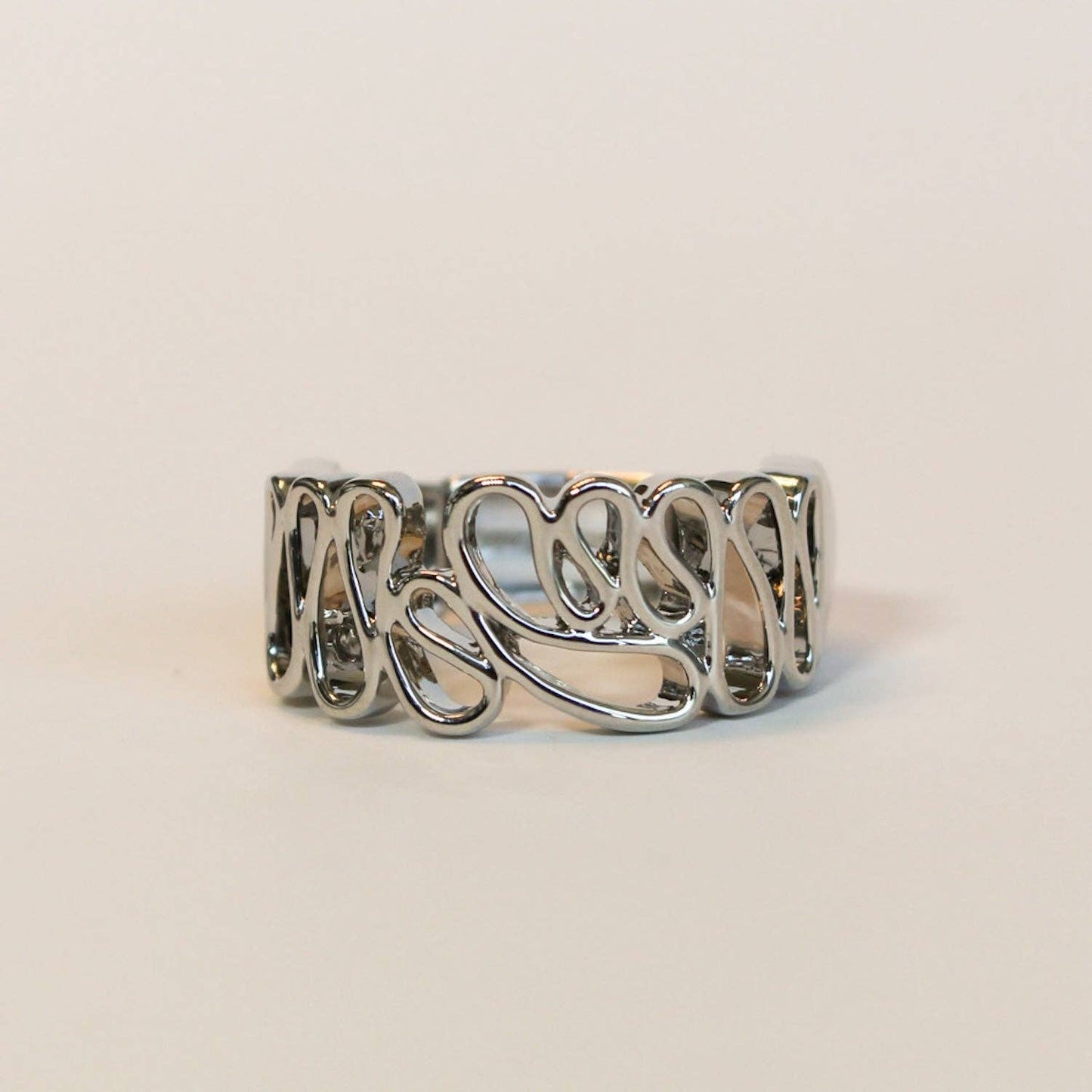 La-a SOLE - Swirled Design Silver Stretch Ring