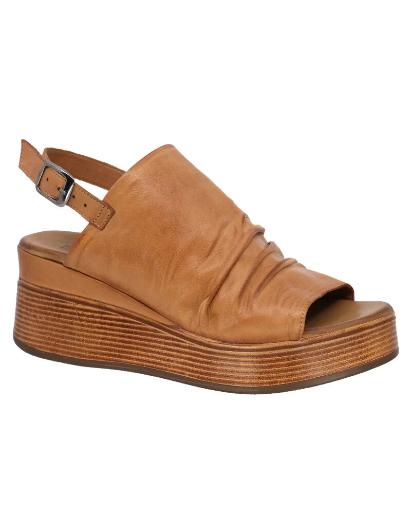 Nikki Platform Wedge