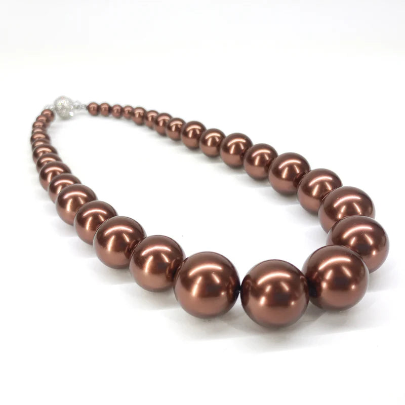 Wilma Necklace Flintstone Pearl - Brown