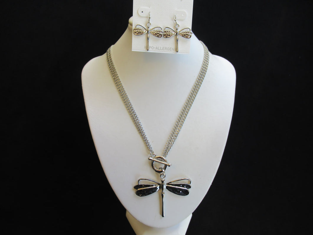 Dragonfly Necklace Set