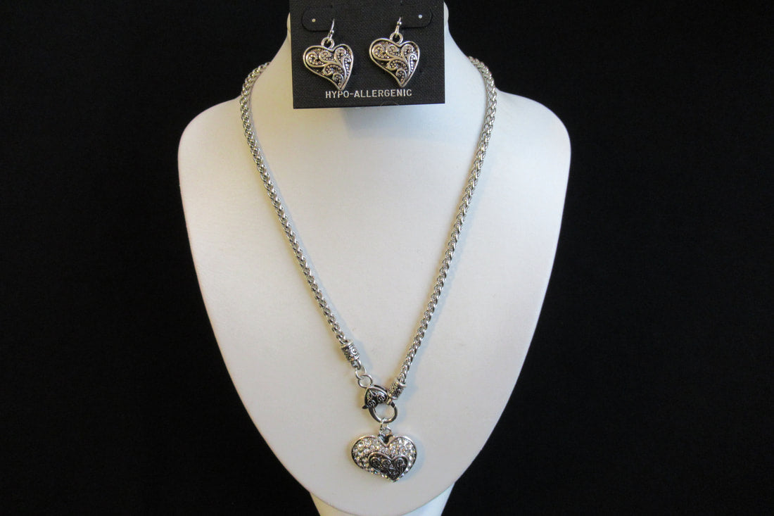 Heart Necklace Set