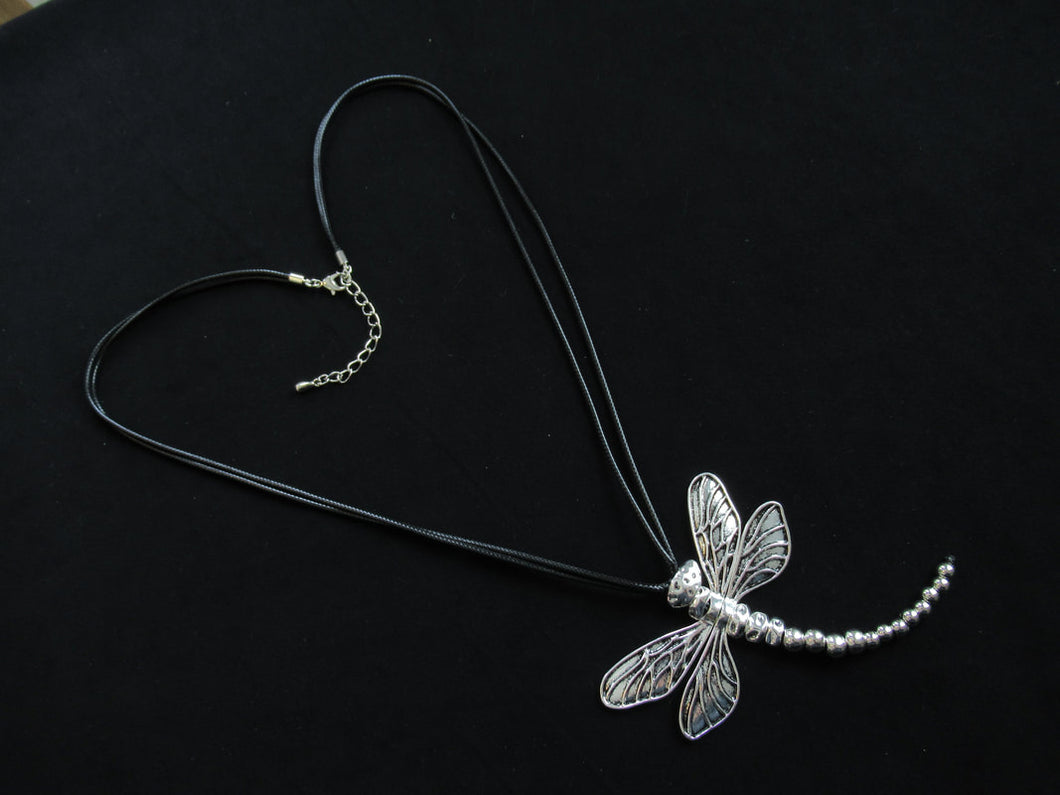 Dragonfly Necklace Set