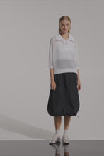 Load and play video in Gallery viewer, Viscose Blend Boxy Sweater Knit With Zipped Neckline 261634
