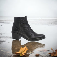Load image into Gallery viewer, Everly Talia Leather Boots

