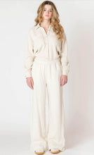 Load image into Gallery viewer, Sylvia Wide Leg Jogger 2622209
