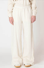 Load image into Gallery viewer, Sylvia Wide Leg Jogger 2622209
