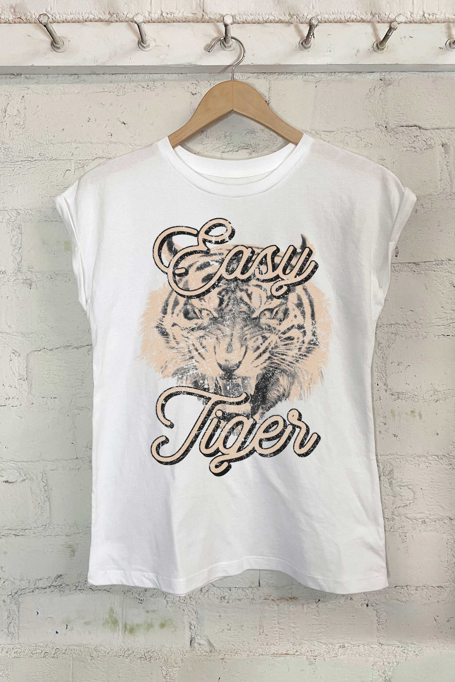 EASY TIGER