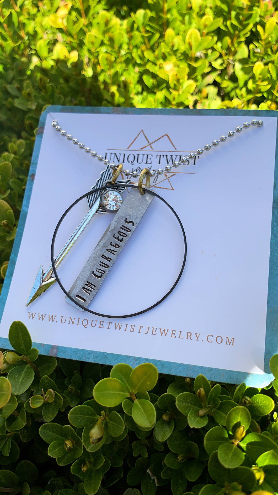 Unique Twist Jewelry - I Am Courageous Necklace
