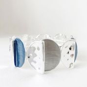 Shiny Metal Hand Painted Round Discs Stretch Bracelet