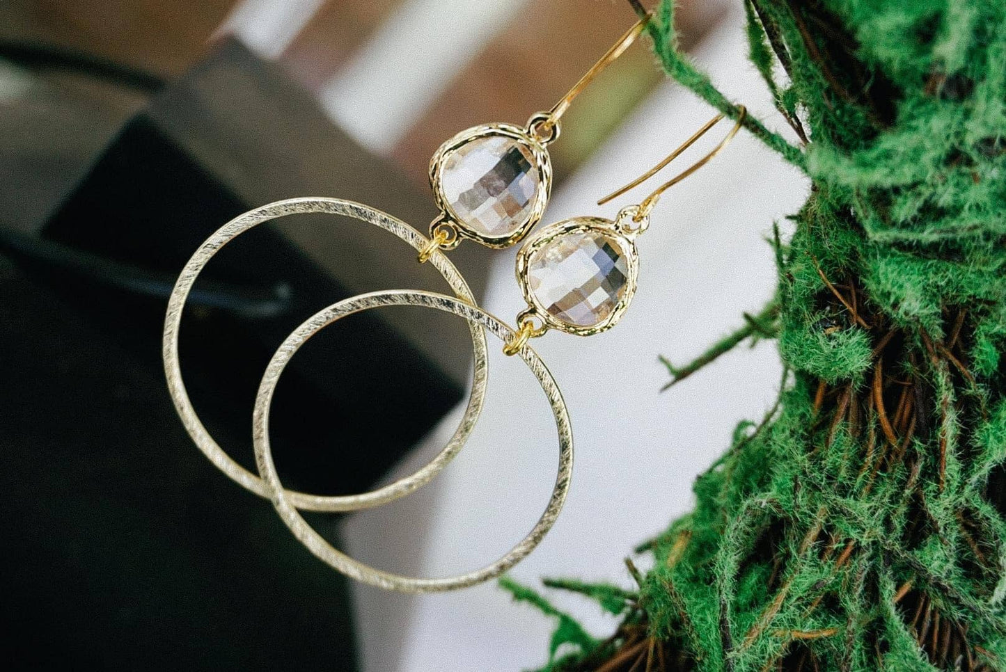 O’Lolly Jewelry - O'Lolly "Crystal" Earrings