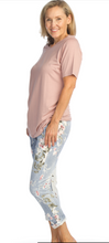 Load image into Gallery viewer, Floral Stretch Cotton Blend Pants

