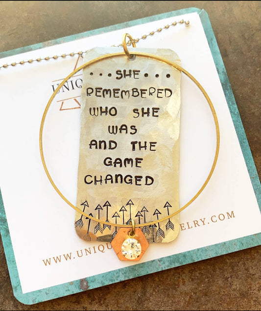 Unique Twist Jewelry - The Gamechanger Necklace