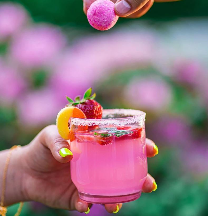 Cocktail Bomb