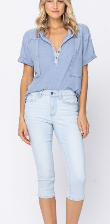 MID RISE 20" INSEAM CAPRI