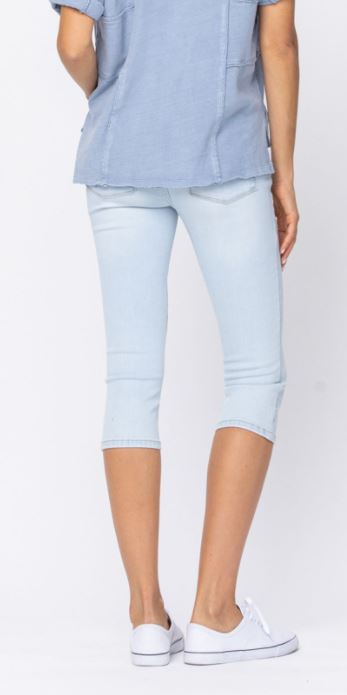 MID RISE 20" INSEAM CAPRI