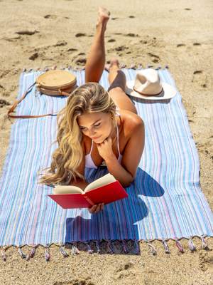 The Labyrinth Teema Towel